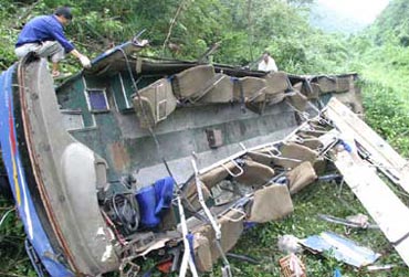 Massive Road Accident in Assam killed 28 people including 13 children