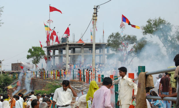 MP temple stampede: Over 70 dead including women and children