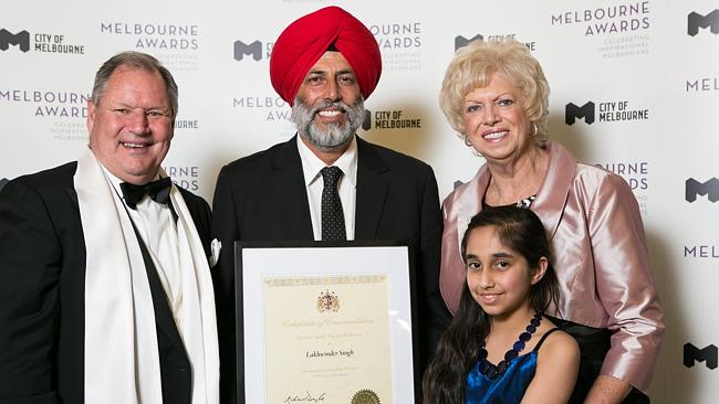 Super Honest Sikh Taxi driver honoured with Melbourne City Council Award