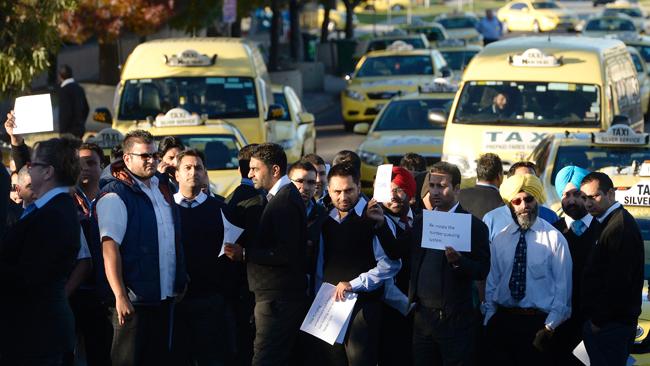 Melbourne Taxi drivers protest at Airport against the end of the short-fare scheme