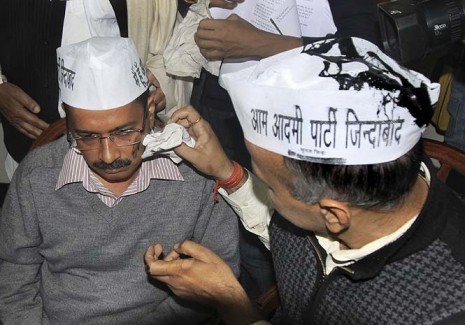 Black ink thrown at Aam Aadmi Party leader Arvind Kejriwal