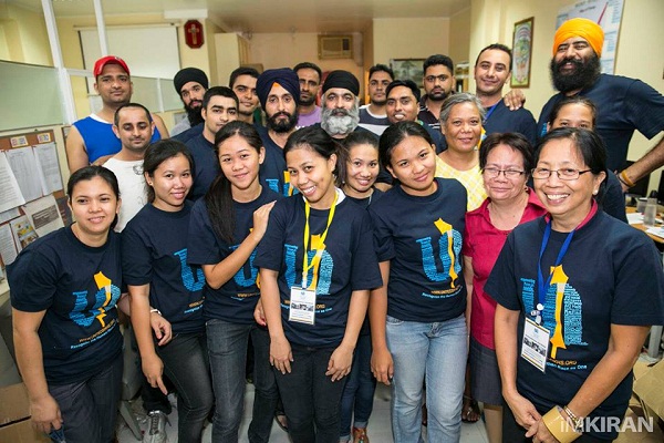 Various Sikh Aid teams reach to help Philippines Typhoon Victimes