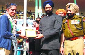 One-legged Dance Artist ‘Shubhpreet Ghuman’ honoured on Republic Day