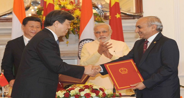 India-China-Sign-MOU