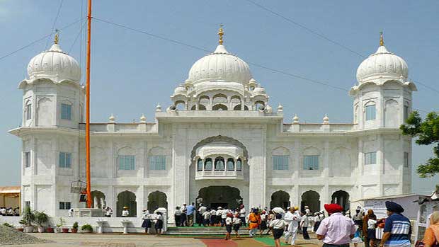 Gold plated Kalash worth Rs 15 lakh stolen from Gurdwara Nada Sahib