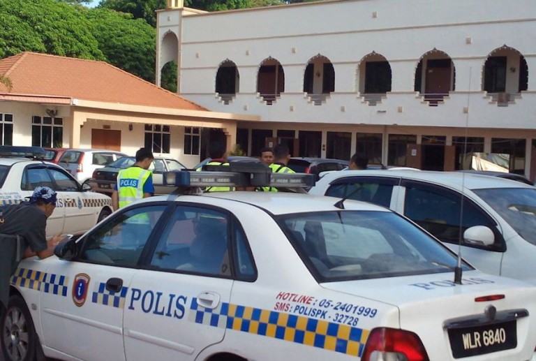 Police Turn up at Malaysian Gurdwara AGM