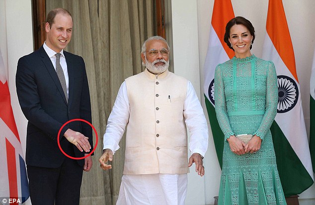 modi handshake prince