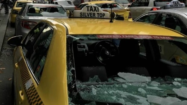 taxi smashed cricket bat