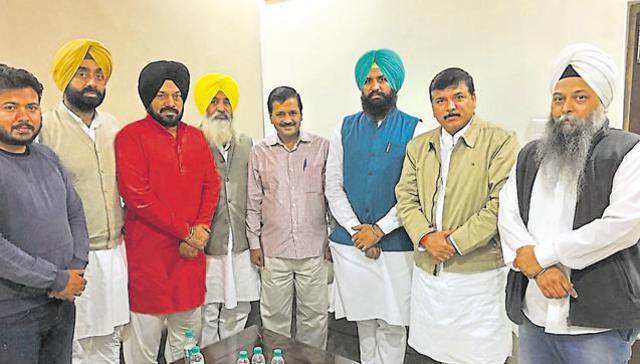 bains brothers join aap