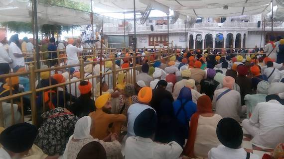 Sangat-at-Akal-Takht-Sahib-6-June-2017