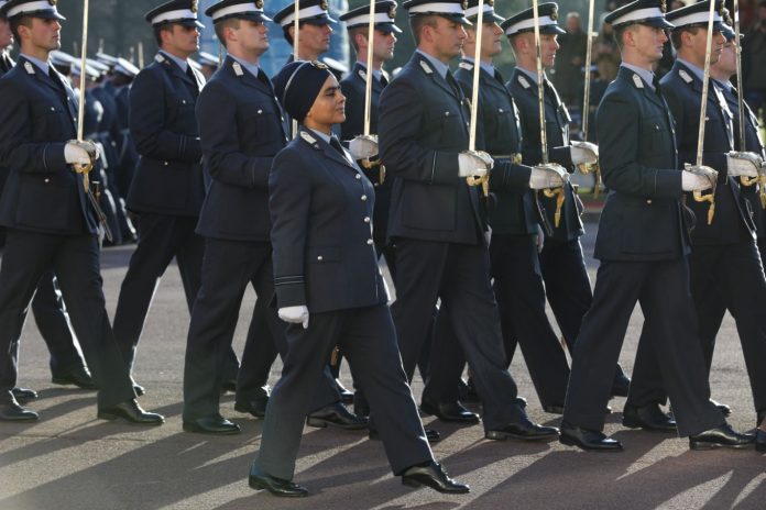 mandeep kaur sikh padre royal air force