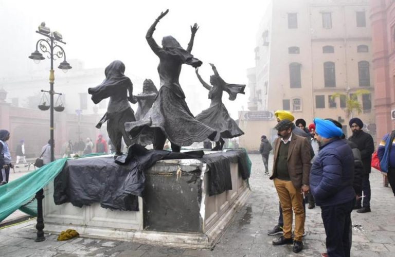 bhangra statues heritage street amritsar