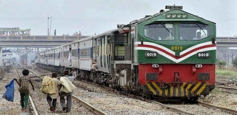 train-accident-pakistan sikh pilgrims